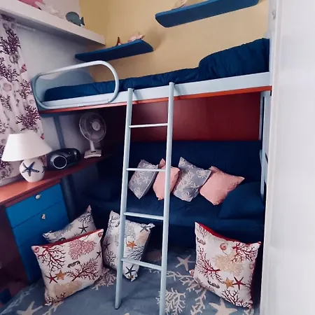 Luxury Sea View 100 Mt Mare Lägenhet *